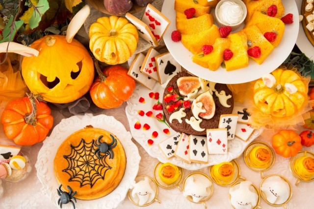 アリス　ハロウィン 食べ放題】アリス×ハロウィン！大人かわいいフォトジェニックな