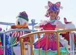 東京ディズニーランド「トイズ・ワンダラス・クリスマス！」の模様：東京ディズニーリゾートのクリスマス