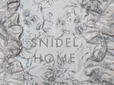 前面には「SNIDEL HOME」のブランドロゴが刺繍されており、高級感たっぷり