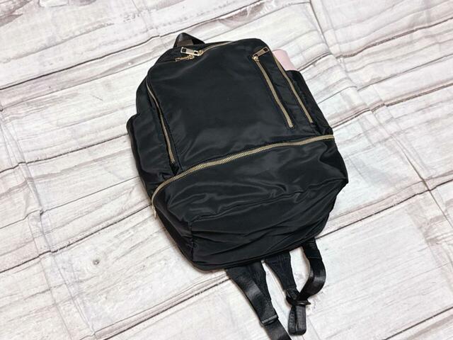 外出先で仕事をする際の荷物を収納！