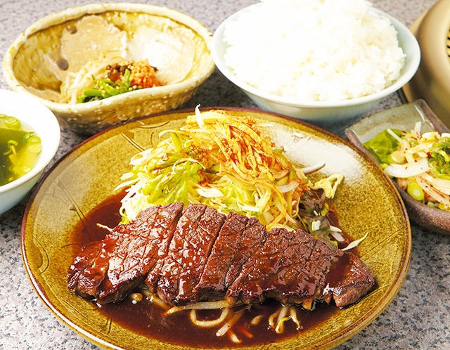 芦屋 やまきた　ステーキランチ（ご飯大盛り） 900円