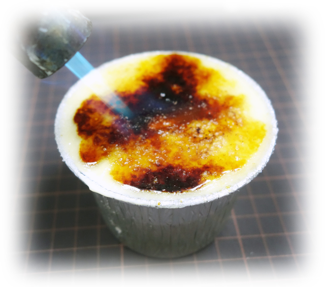 炎のプリン　フルーツグラタンブリュレ