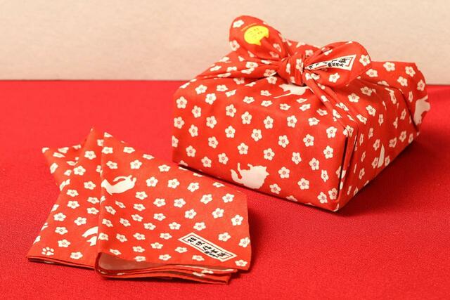 「桔梗信玄餅」とのコラボレーション限定『オリジナル風呂敷』