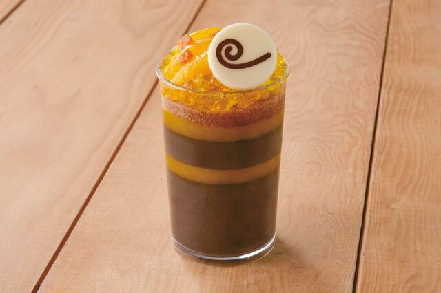 紳士サンジのビターチョコ・パルフェ ～オレンジ＆パッションフルーツ～ 900円｜ユニバーサル・スタジオ・ジャパン「ワンピース・プレミア・サマー2023」スペシャルメニュー