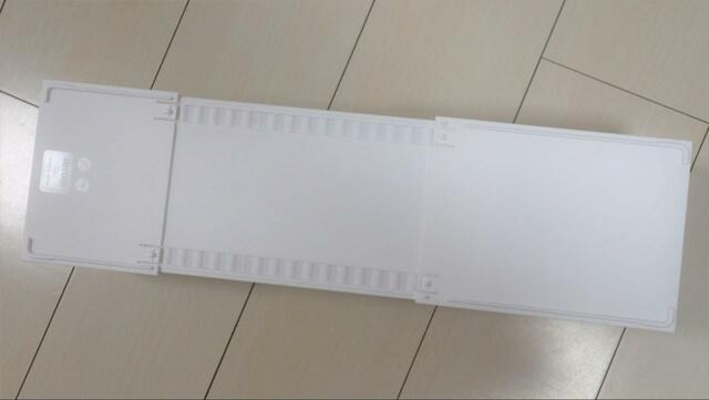 【ニトリ クラネ ロータイプ奥行伸縮】ケースの底面裏に伸縮の秘密あり