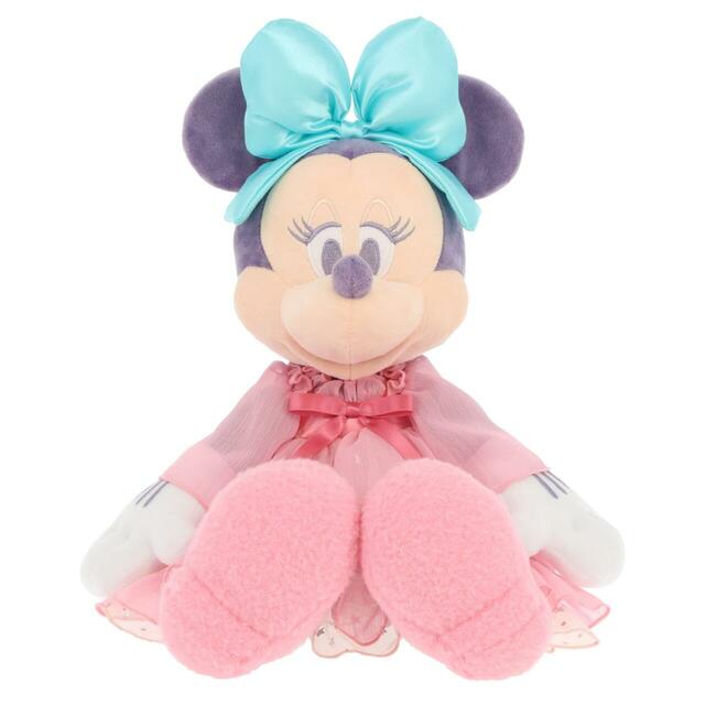 ぬいぐるみ 5,500円|東京ディズニーリゾート ミニーマウスのリラックスタイムグッズ|販売店舗:東京ディズニーランド「ホームストア」、東京ディズニーシー「ヴィラ・ドナルド・ホームショップ」|発売日:2026年6月25日(木)