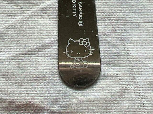 さりげないキティちゃんの刻印がうれしいポイント！