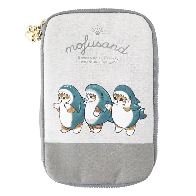 【モフサンド】ソフトスリムポーチ　1,430円（税込）サメにゃん 前面