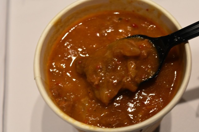 ゴロゴロ肉が入っている