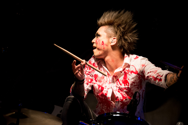 ザアザア・ロ弍（Dr）