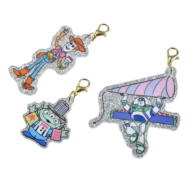 ウッディ、バズ・ライトイヤー、リトル・グリーン・メン/エイリアン キーホルダー・キーチェーン チャーム付き TOYSTORY 30TH 2,800円