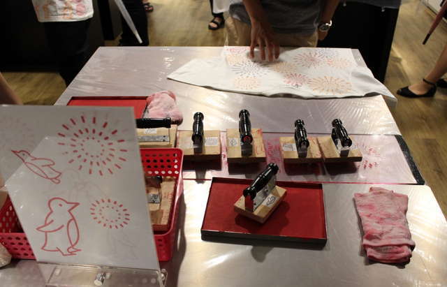 ぬるぬる＆にょろにょろな不思議ないきものたちグッズ