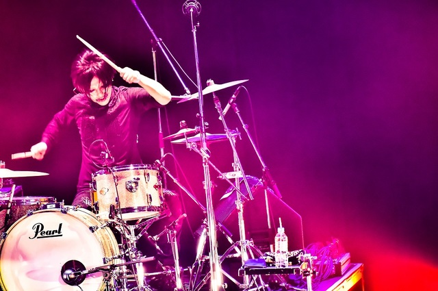 RAZOR (PHOTO BY 土屋良太)