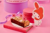 「アーモンドピーチパウンドケーキ」＜大人 6,000円　7-12歳 3,500円　4-6歳 2,000円＞【マイメロディ＆クロミのもっと桃気分Peach Sweets Buffet】
