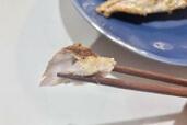 プロ直伝『美味しい魚の焼き方』！ “超カンタン”な「皮パリパリ＆身はふっくら」にするコツ♪