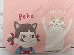 フロントに大きくペコちゃん＆白猫のターチャンのプリント入り♪