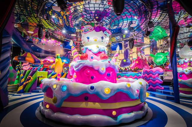 「ハローキティ」コラボカフェ 