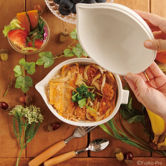 【『大長編ドラえもん のび太の日本誕生』　「畑のレストラン」どんぶり】作中でジャイアンが注文した「カツ丼」