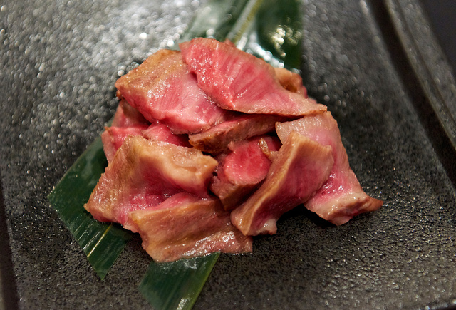 「お肉屋けいすけ三男坊」広尾店