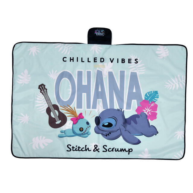 スティッチ＆スクランプ レジャーシート Disney Stitch Day Collection 3,300円
