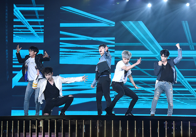 SHINee＠「SMTOWN LIVE WORLD TOUR IN JAPAN」