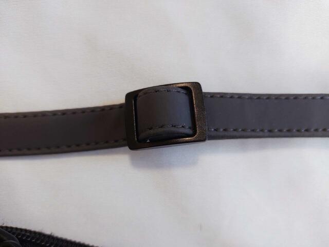 長さを調節できる