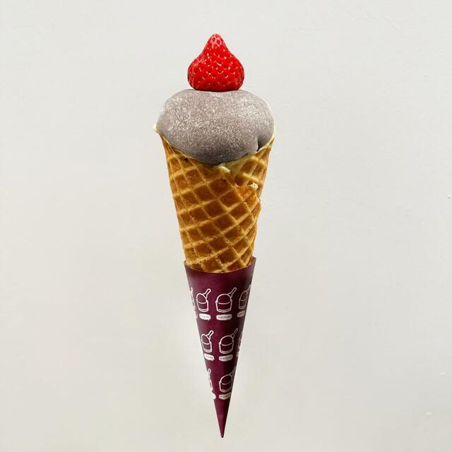 「チョコ大福ソフト」＜価格：850円（税込）＞【アイスクリーム万博開催！全国から厳選された130種類以上のご当地アイスが福島に大集結！】