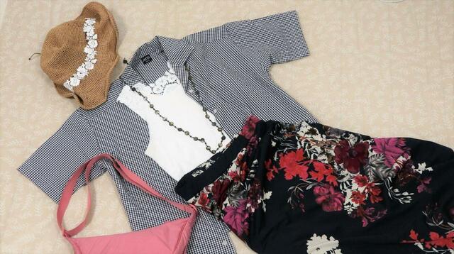 【ワークマン シアサッカーストレッチ 半袖シャツ】「柄×柄」でリゾート風も行けちゃう