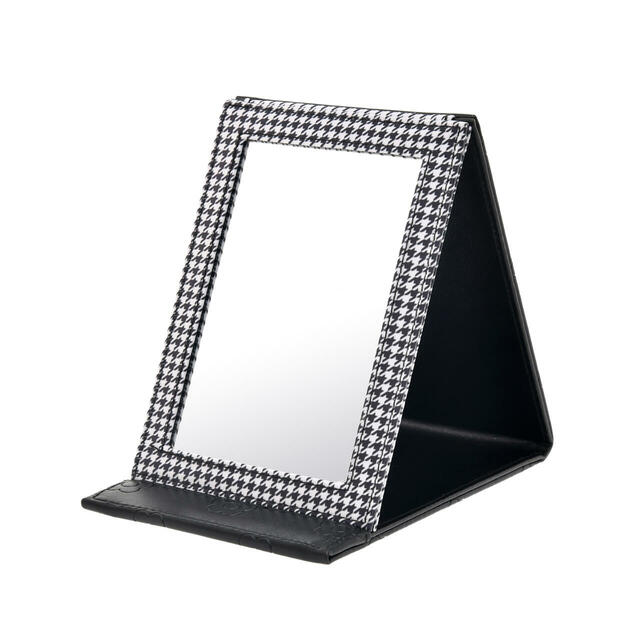 【MARY QUANT】ミニー ミラー・鏡 折りたたみ式 Minnie Collection 3,500円