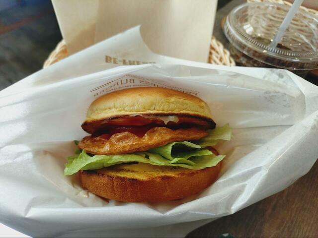【フレッシュネスバーガー　モーニング】ハンバーガーLEセット（490円）