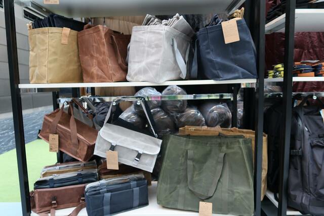 パラフィン帆布トート各種/カラー:ブラウン/カーキ/ネイビー/オリーブ