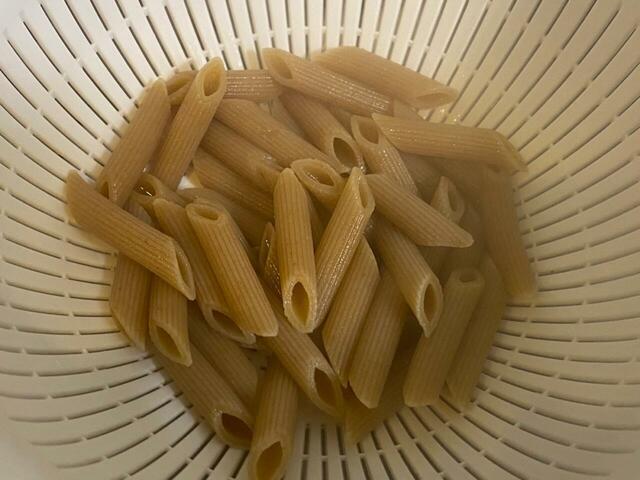【業務スーパー　全粒粉ペンネ】茹で時間は９分