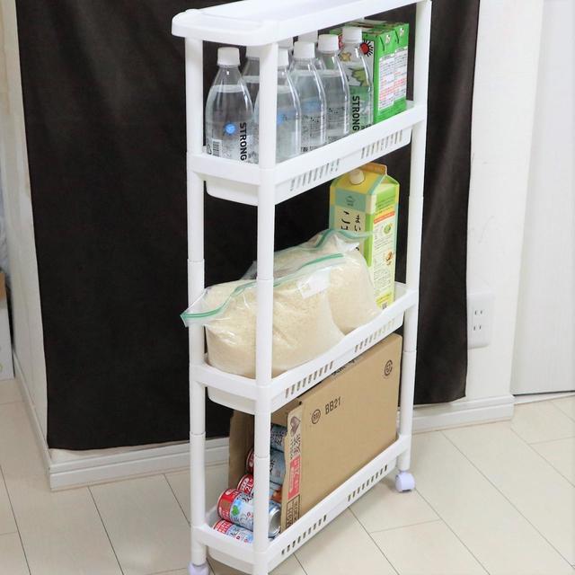 【カインズ キャスター付きワゴン4段スリム】ドリンク等ストック食材の収納に
