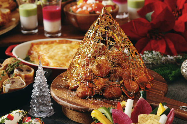 「グジェール(イメージ)」<期間:2025年11月10日~12月25日>【インターコンチネンタル 東京ベイで“ローストチキン”や“ターキーのパイ包み”が楽しめる「CHEF’S GIFT クリスマスランチ&ディナーブッフェ」開催!】