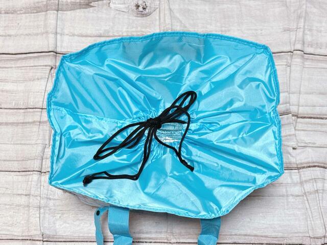 開口部は巾着仕様