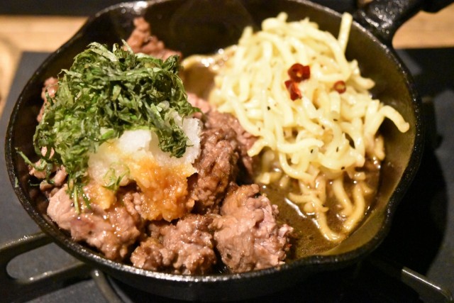 あっさり和風おろしと麺がよく合う。