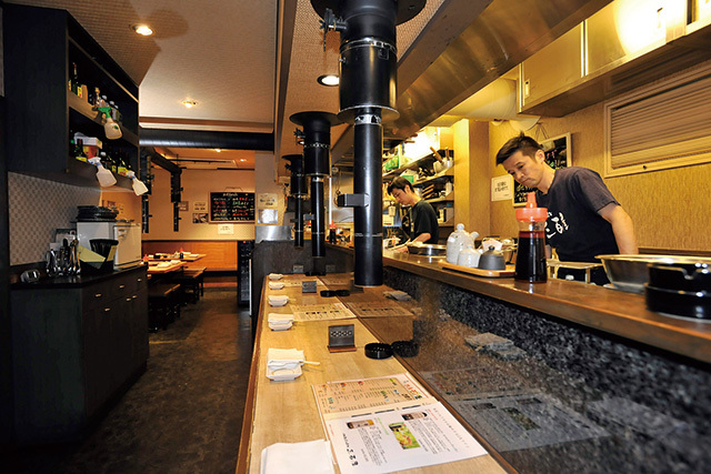 神泉ホルモン 三百屋（神泉） 内観