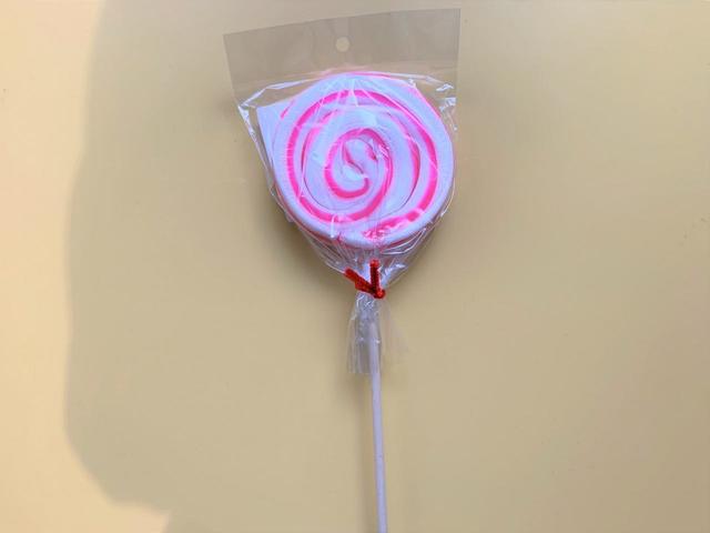 【お菓子ドンキ】「ぺろぺろキャンディー大」価格¥322(税込)