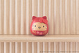 【ハローキティ 木製だるま】2,200円（税込）