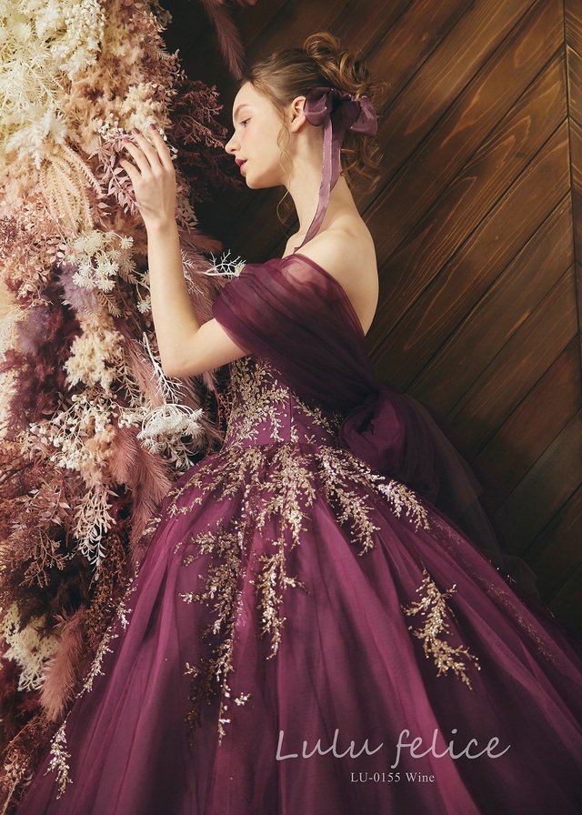 「Lulu felice（ルル・フェリーチェ）」新作ウェディングドレス LU-0155_Wine