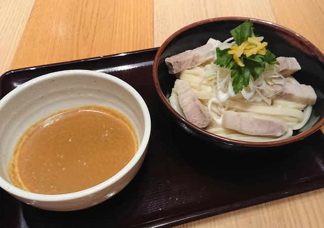 柚子風味赤みそ肉つけうどん