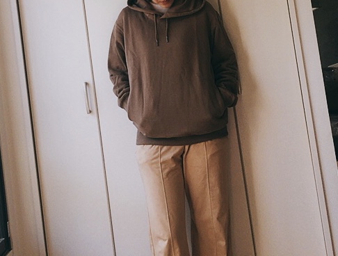 【UNIQLO(ユニクロ) スウェットプルパーカ(長袖)】楽なのにキマる!