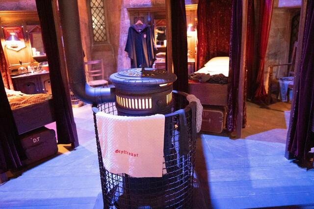 グリフィンドールの男子寮|ワーナー ブラザース スタジオツアー東京 メイキング・オブ・ハリー・ポッター