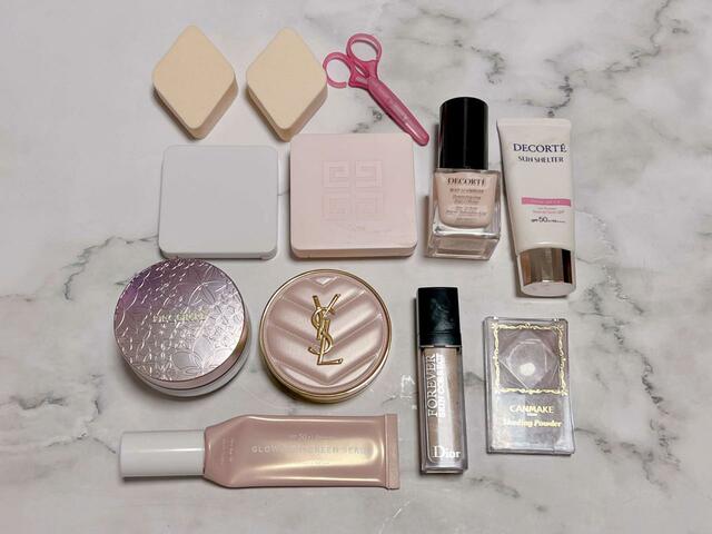 【ANNA SUI COLLECTION BOOK 2つに分かれるバニティポーチ】これだけ入れてもまだ入ります