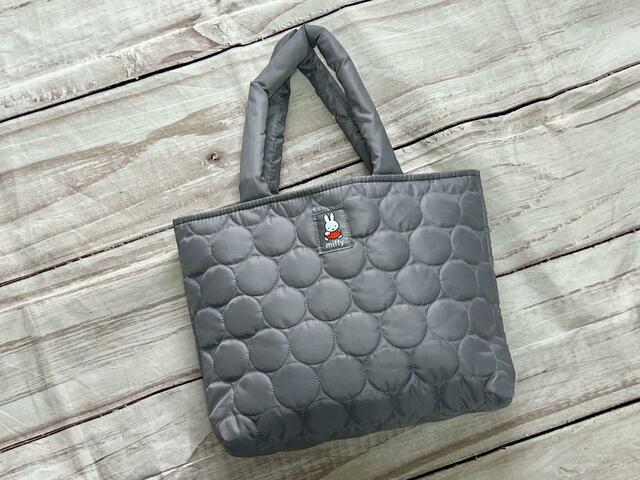 外で仕事をする際の持ち物をイン！