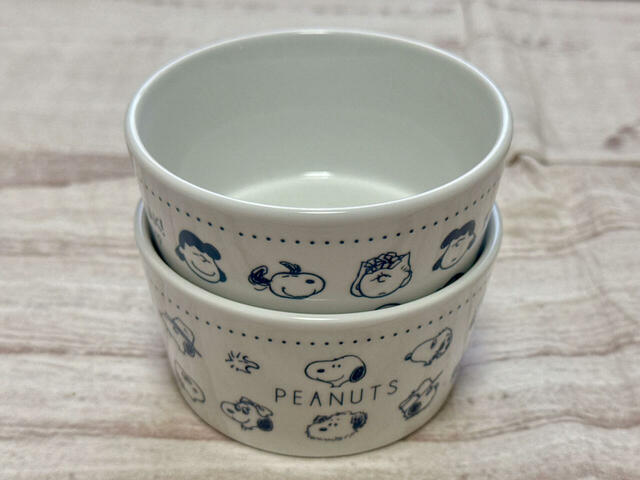 【cookpad plus 2025年冬号 スヌーピー 磁器のボウル皿セット】スタッキングできるため、収納時も場所をとりません