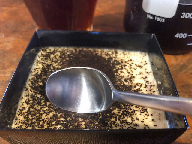 【無印良品　ティラミス】アイスコーヒーと一緒にいただきます。