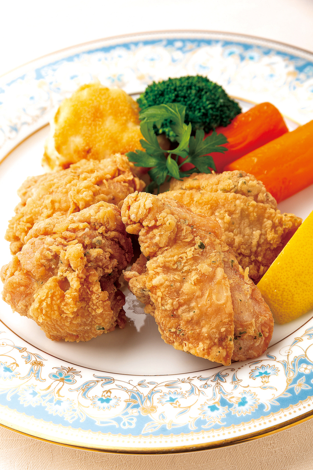 チキンの唐揚げ 2,100円｜レストラン 香味屋