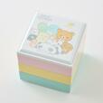 「おせち・三段重『サンエックスユニバース』(付属品一例)」<価格:23,900円(税込)>【【2027年おせち】個食スタイルのおせちも登場!「スヌーピー」「SPY×FAMILY」「サンエックスユニバース」「ムーミン」全4種の予約がスタート!】