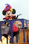 「ザ・ヴィランズ・ワールド」 水上 ミニーマウス